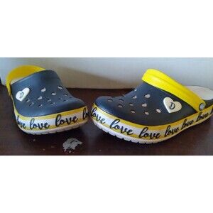 Drew Barrymore Hearts Crocs Color-Block Collection Womens Size 9 Comfort Sandal